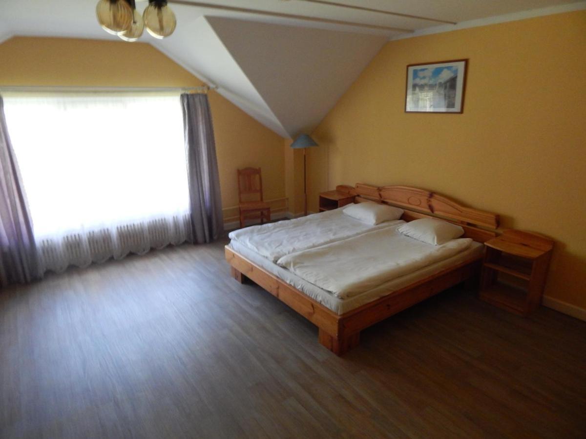 Motel Brencis Iecava Exterior foto