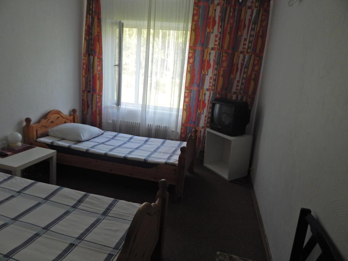 Motel Brencis Iecava Exterior foto